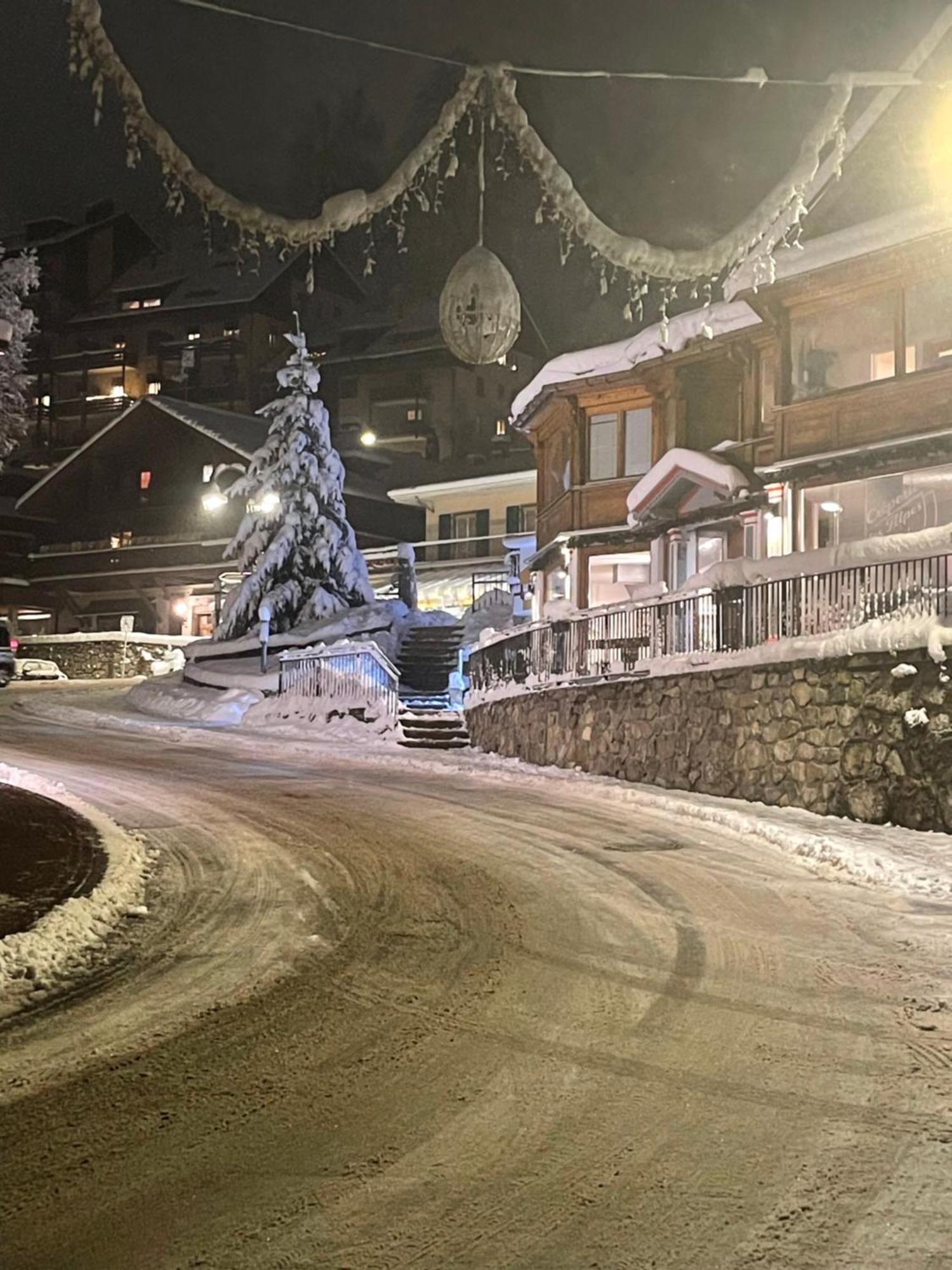 Charmant Appartement Au Vagabond Leysin Exterior foto